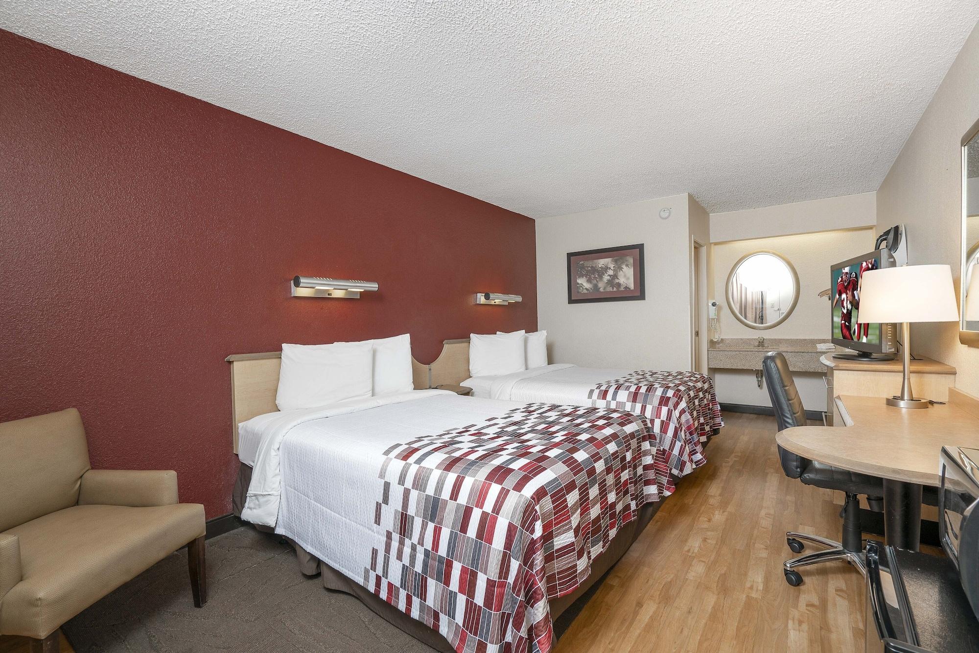 Red Roof Inn Detroit - Dearborn-Greenfield Village Екстер'єр фото