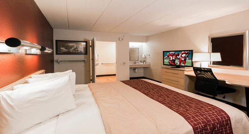 Red Roof Inn Detroit - Dearborn-Greenfield Village Екстер'єр фото